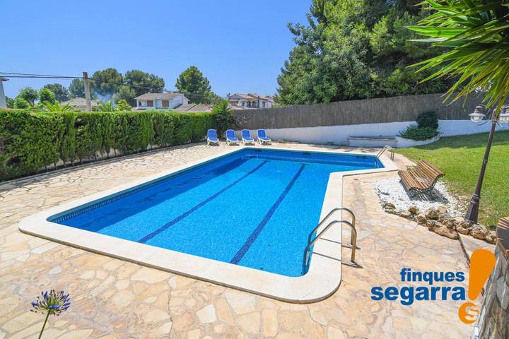 Casa rural para 12 personas, con piscina además de jardín y vistas en Vendrell - 3