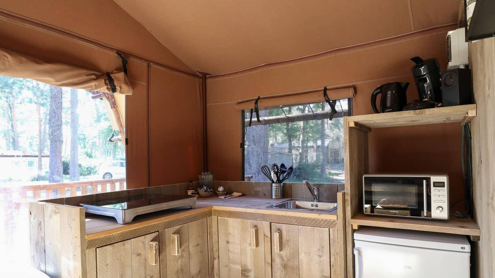 Europarcs Enkhuizer Strand — Lodgetent 5 in Enkhuizen, Ijsselmeer