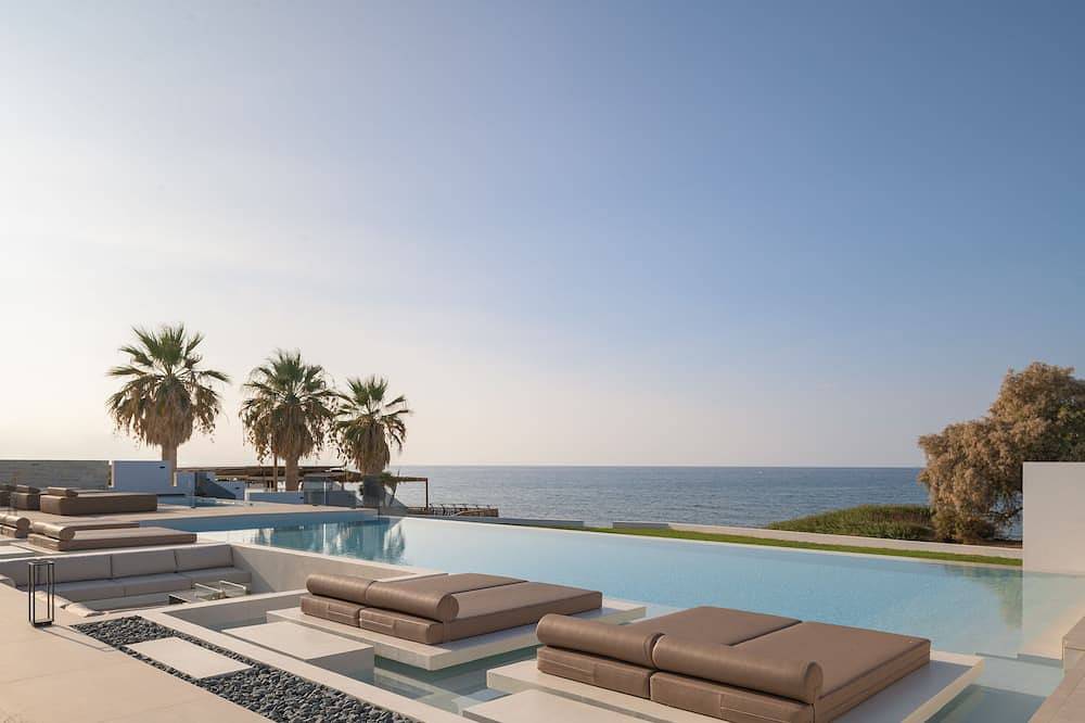 Asea Villa, Spectacular right-on-the-beach Retreat in Skaleta, Rethymno und Umgebung