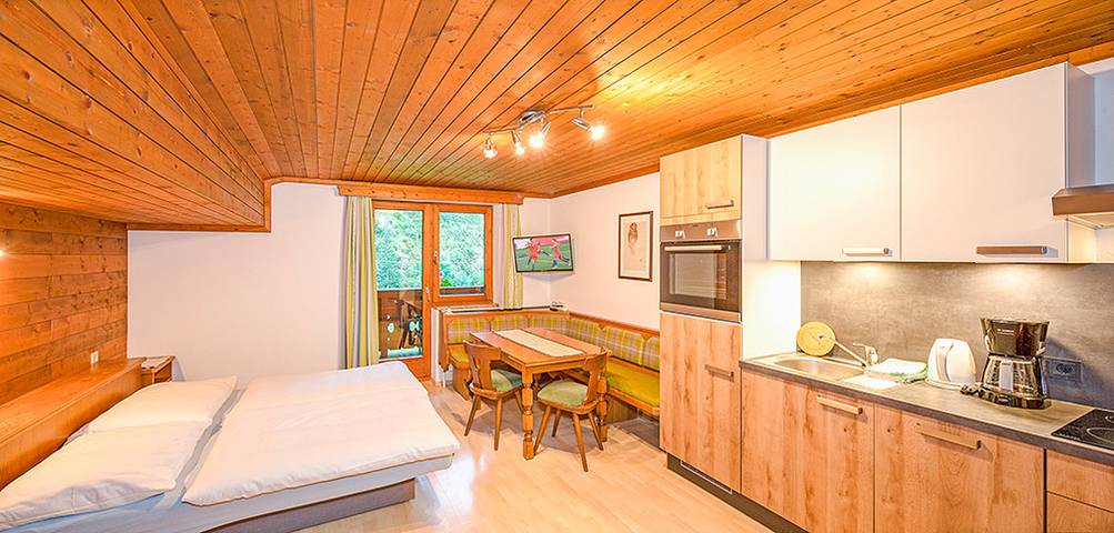 Ferienwohnung für 6 Personen, mit Balkon und Terrasse sowie Sauna in Saalbach-Hinterglemm-Leogang - 2