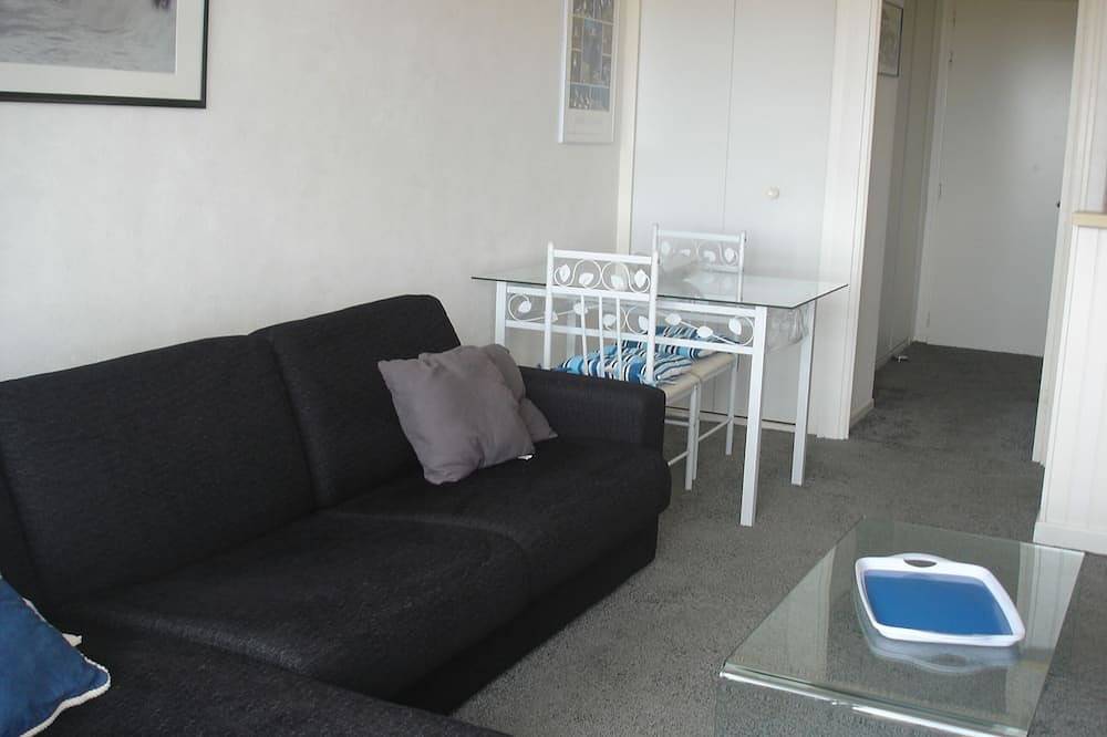 Apartamento entero, Gran estudio de 29 m2 con vistas al mar 50 m! in Perros-Guirec, Costa de granito rosa