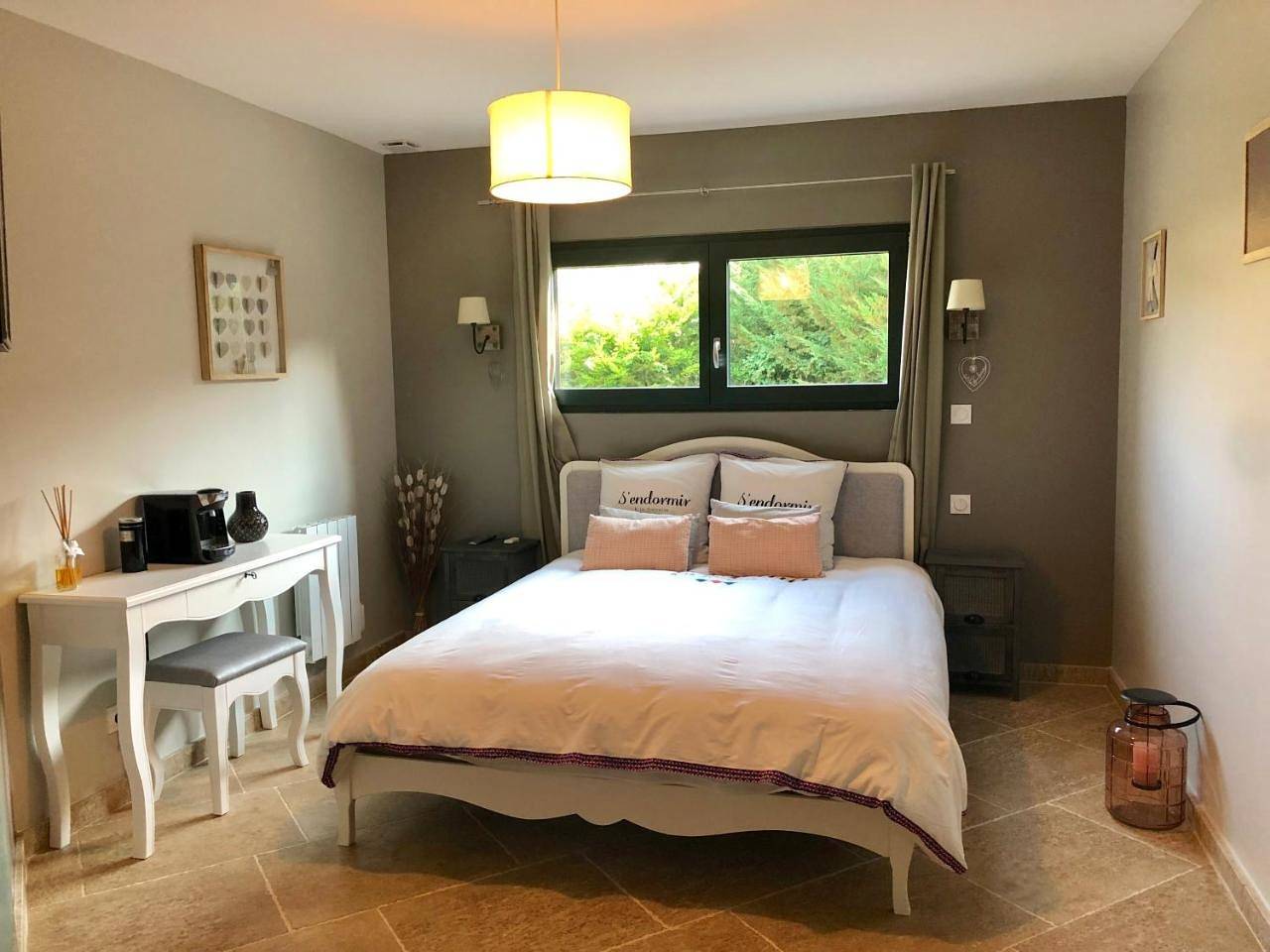 Family Room with Garden View in Laubressel, Parc naturel régional de la Forêt d'Orient