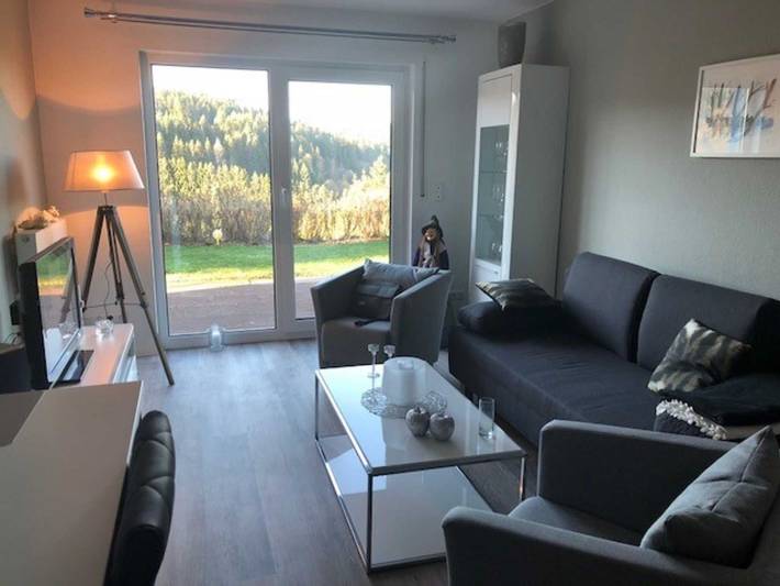 Ferienwohnung für 3 Personen, mit Ausblick und Garten sowie Terrasse - 1