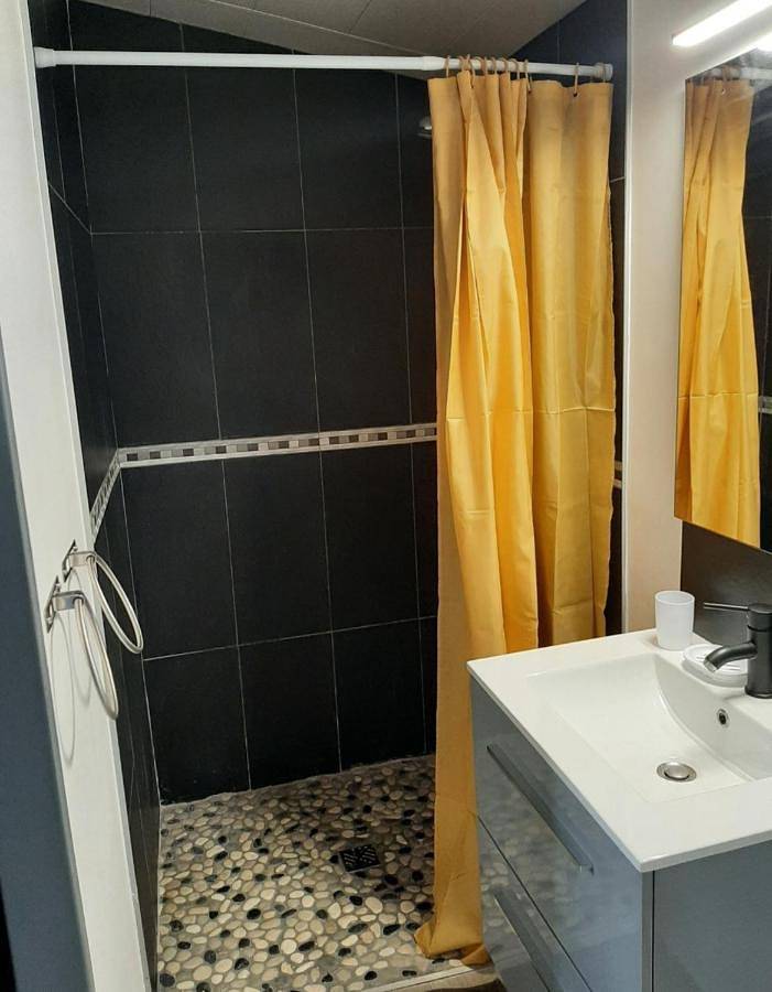 Gîte pour 2 personnes, avec jardin à Saint-Hilaire-Petitville - 4