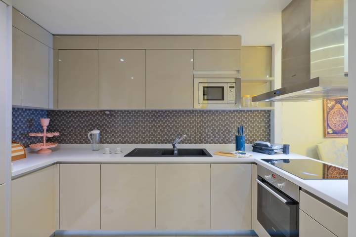 Ganze Wohnung, Apex - 2Bd Central Flat w/ Parking & Gym in Şişli, Istanbul
