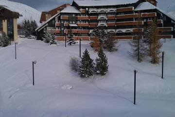 Chalet pour 6 personnes, avec balcon, animaux acceptés à Huez