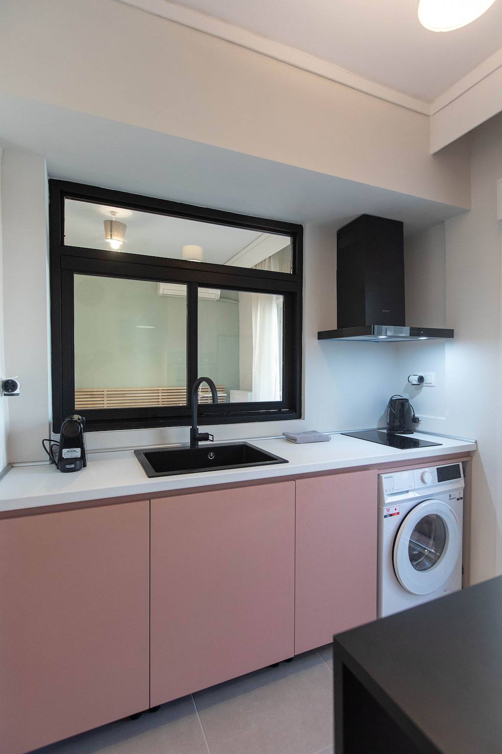 New Cozy Apt with Balcony close to Analipsi Metro, foto 13