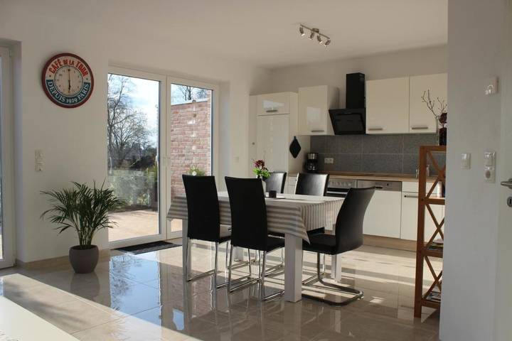 Location de vacances pour 8 personnes, avec vue et terrasse à Rhauderfehn - 3