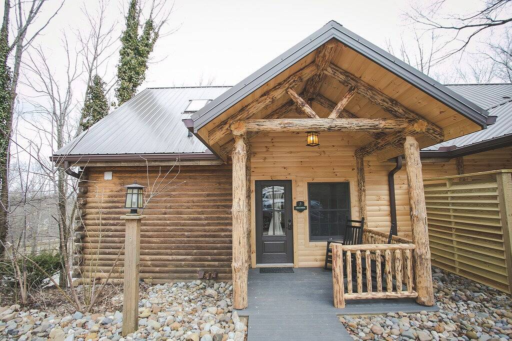 Ganze Wohnung, Luxury Lodge Suite with Jacuzzi - Near Berlin Ohio in Berlin (OH), Holmes County