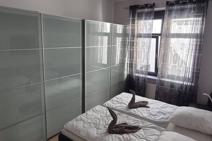 Ganze Wohnung, City Central Deluxe Apartment in Kaiserslautern, Saar-Nahe-Bergland