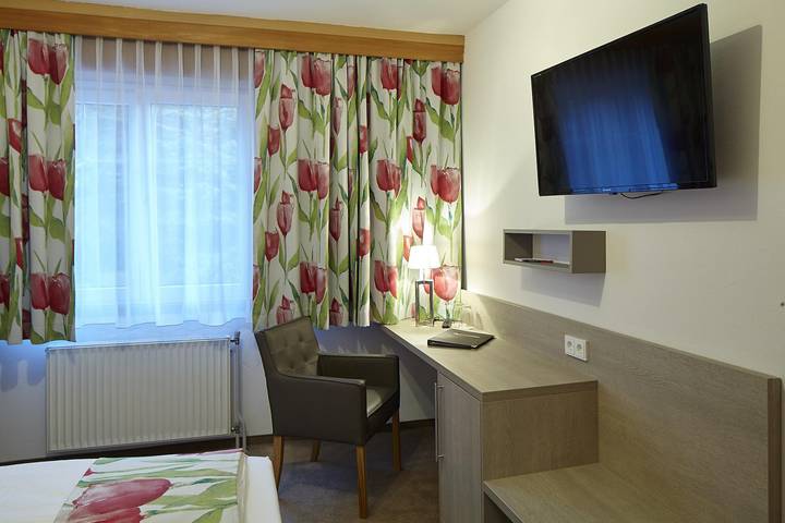 Pension für 2 Personen, mit Garten in Villach - 4