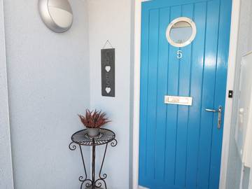 Cottage for 8 People in Burry Port, Carmarthenshire, Photo 1