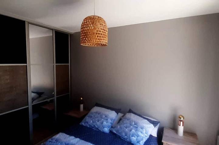 Gîte pour 4 personnes, avec piscine et jardin, animaux acceptés dans Parc de Vaugrenier - 4