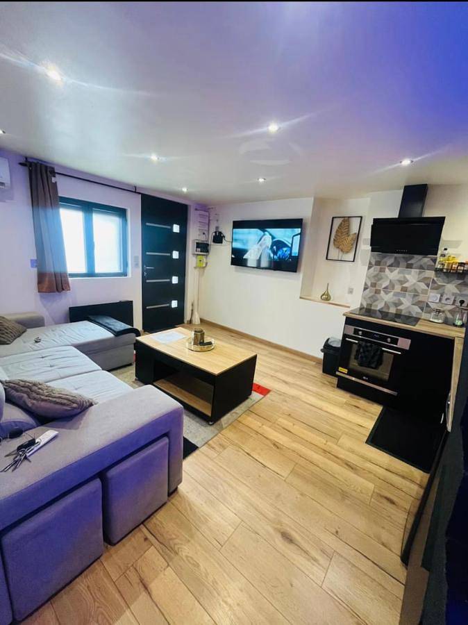 Appartement entier, Maison individuelle cosy climatisé in Tonneins, Région de Marmande