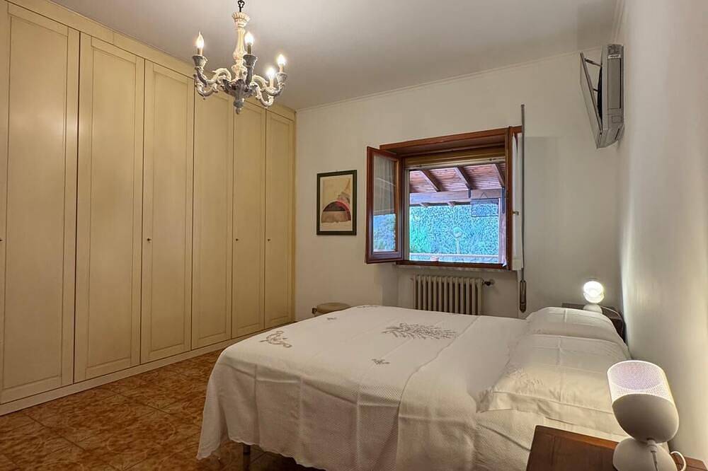 Benesié- Elegant villa with castle view in Monte San Giovanni Campano, Frosinone Provinz