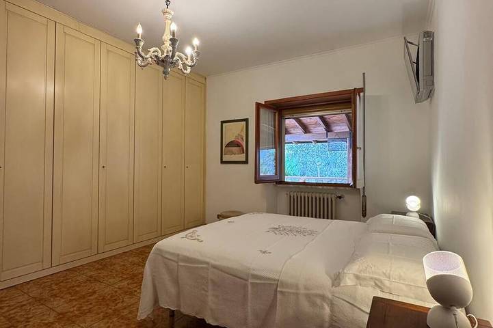 Benesié- Elegant villa with castle view in Monte San Giovanni Campano, Frosinone Provinz