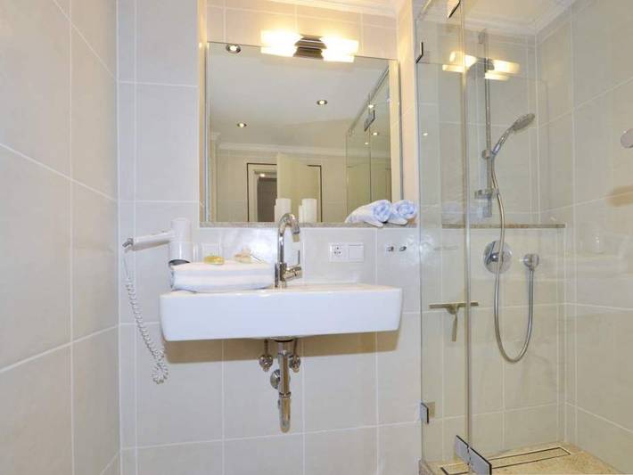 Ganze Ferienwohnung, Malvenhof, App Og - Malvenhof, App Og in Nordfriesische Inseln (Schleswig-Holstein) (Schleswig-Holstein), Wenningstedt