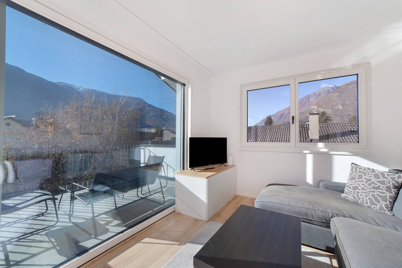Ganze Wohnung, Apartment 'Naturns Mountain Suite' mit Bergblick, privater Terrasse und Wlan in Naturns, Texelgruppe