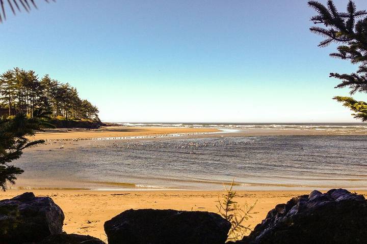 Vacation house for 12 people, with hot tub and balcony in Oregon