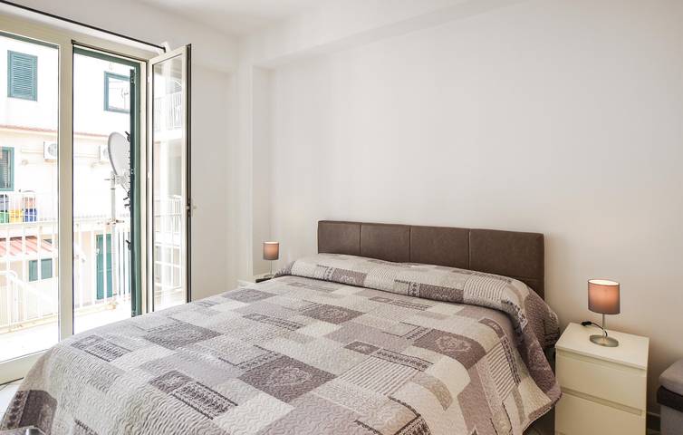 Gîte pour 5 personnes, avec terrasse à Marina di Ragusa - 3