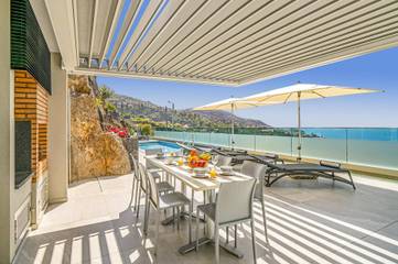 Villa for 8 People in Monte (Madeira), Madeira, Photo 2