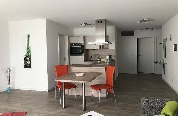 Ganze Ferienwohnung, Moderne Ferienwohnung im Herzen von Bad Neustadt in Bad Neustadt an der Saale, Rhön-Bayern