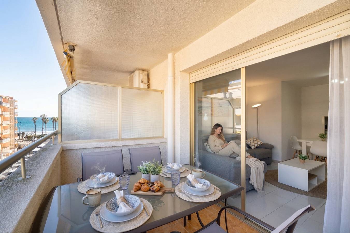 Apartamento entero, La Pineda | Playa 1min | Piscina | Terraza | Ac in La Pineda, Platja de la Pineda