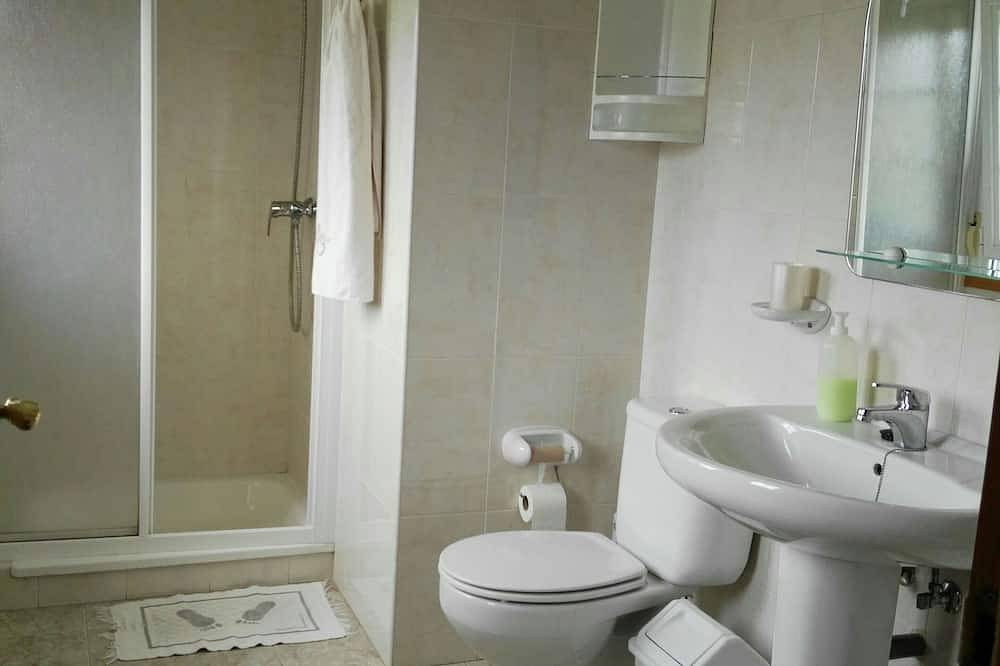 Entire apartment, Vacation Rental in Sanxenxo 3 minutes from the launch in Sanxenxo, Rías Baixas