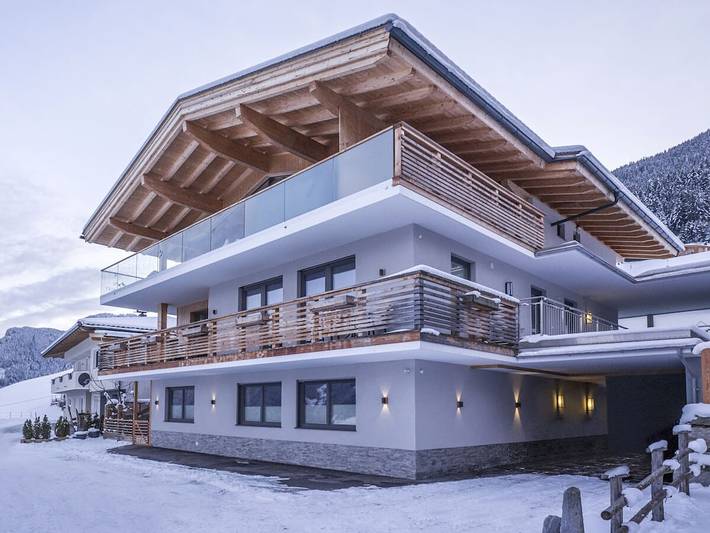 Chalet für 4 Personen, mit Balkon in Hippach - 3