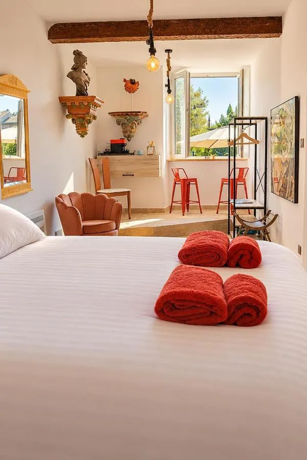Apartamento de vacaciones para 4 personas, con jacuzzi y jardín - 1