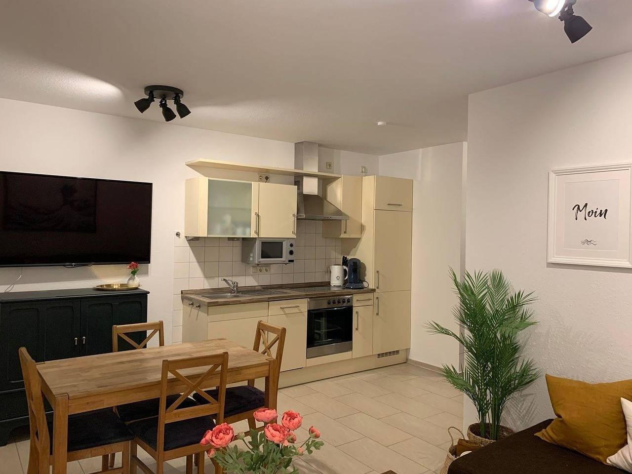 Entire holiday apartment, Haus am See -  Kolkstr. 1 - Eg links in Norddeich, Norden and Surroundings