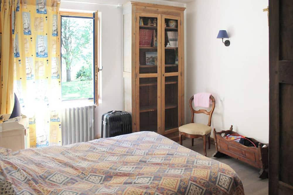 Homerez - House in Plougrescant. in Plougrescant, Pink Granite Coast