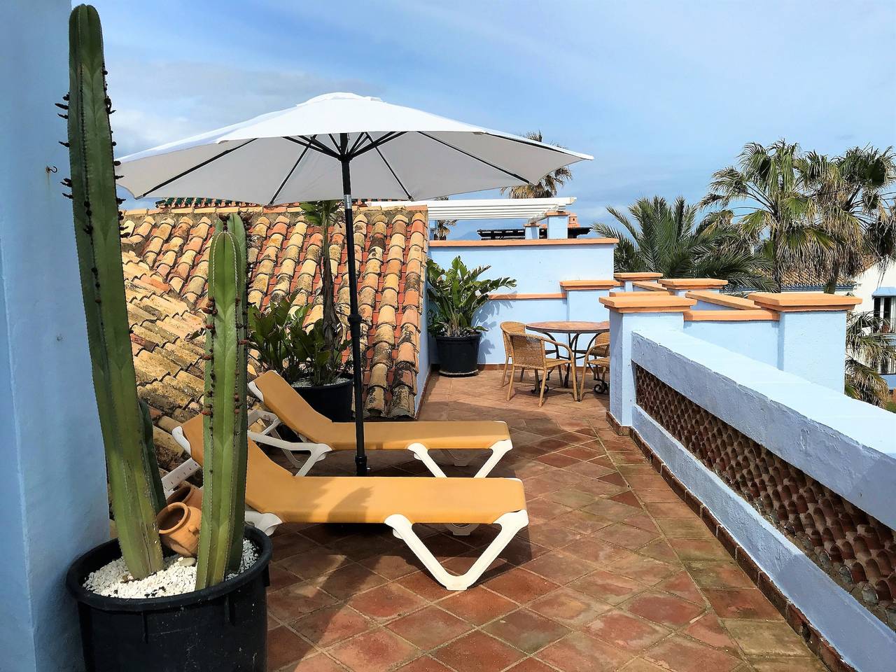 Entire holiday apartment, Holiday apartment for 5 people with garden in Casares Costa, Casares