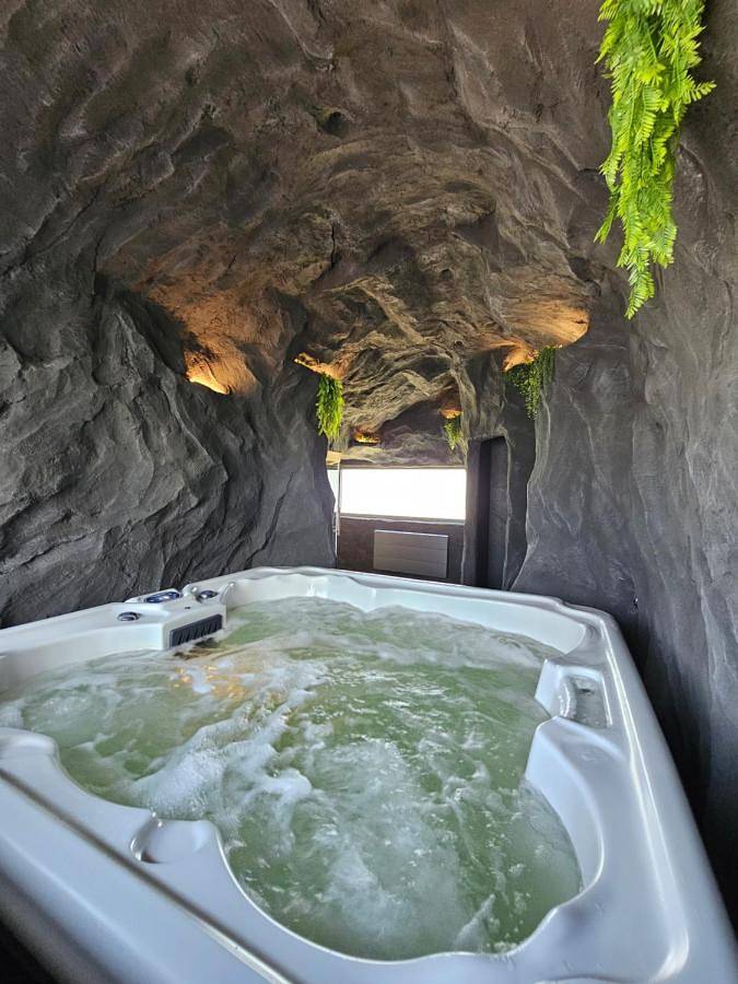 Casa de vacaciones para 8 personas, con jardín además de sauna y jacuzzi, Se admiten mascotas - 1