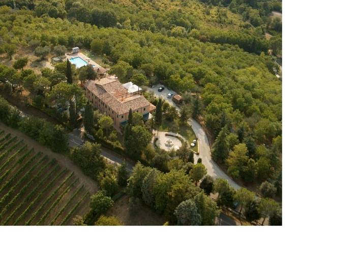 Appartamento per 3 persone, con Terrazza e Idromassaggio nonché Giardino e Piscina per bambini a Santarcangelo di Romagna