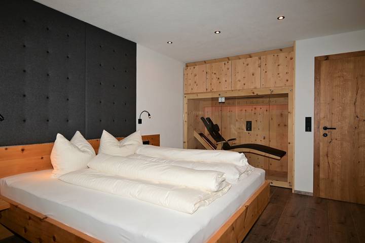 Ferienwohnung für 3 Personen, mit Balkon und Terrasse sowie Garten und Sauna in Biberwier