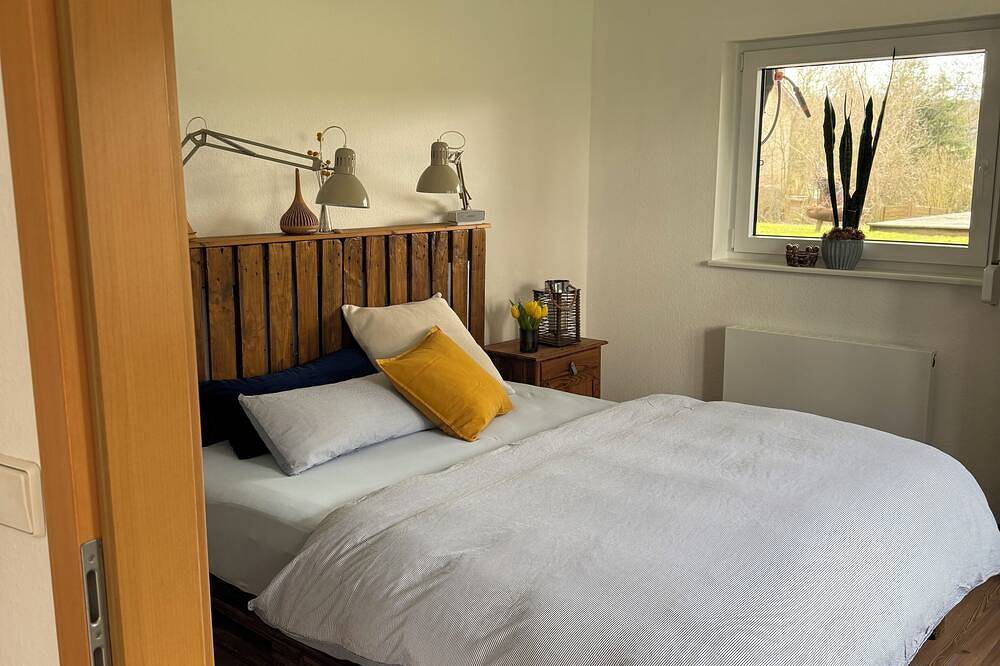 Ganze Wohnung, Gemütliche und komfortable Ferienwohnung mit Blick in den Garten in Murrhardt, Rems-Murr-Kreis