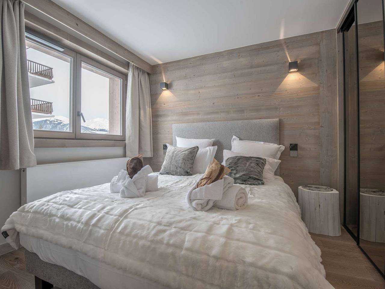 Appartement entier, Charmant appart à Courchevel Village, proche pistes, 2 ch, Spa & Wifi in Saint-Bon-Tarentaise, Les Trois Vallées