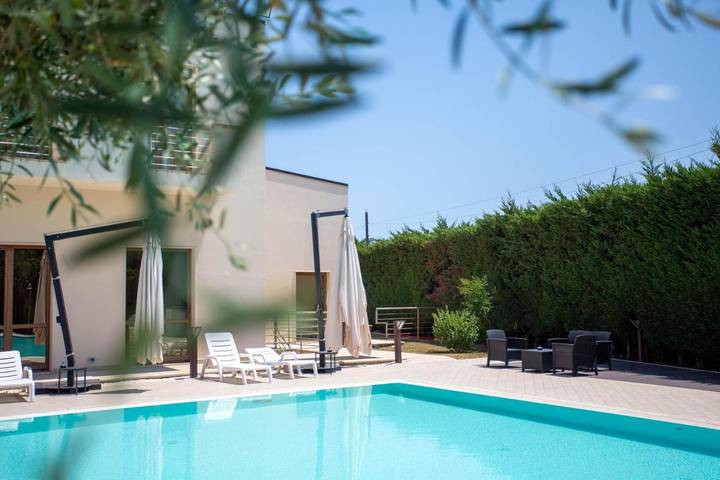 Appartamento per 2 persone, con piscina e giardino in Policoro