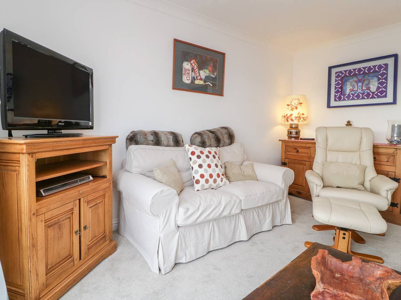 14 Lyme Mews in Seaton, Devon