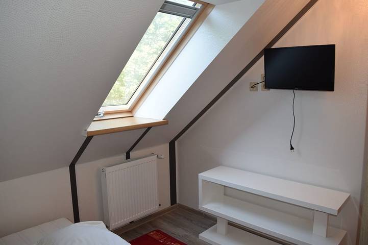 Ganze Wohnung, Ferienwohnung \"Elke\" - bis 8 Personen - großer Balkon - 300 Meter zum See in Müllrose, Schlaubetal