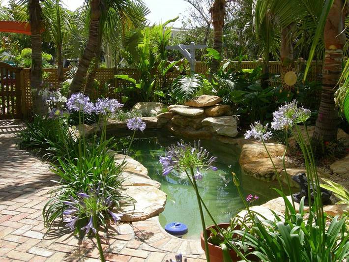 Gîte pour 2 personnes, avec terrasse ainsi que jardin et piscine