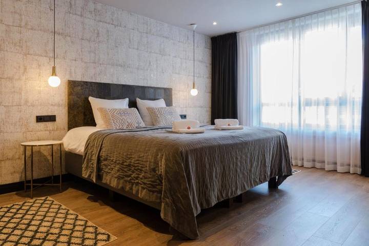 Hôtel pour 3 personnes à Lisse - 2