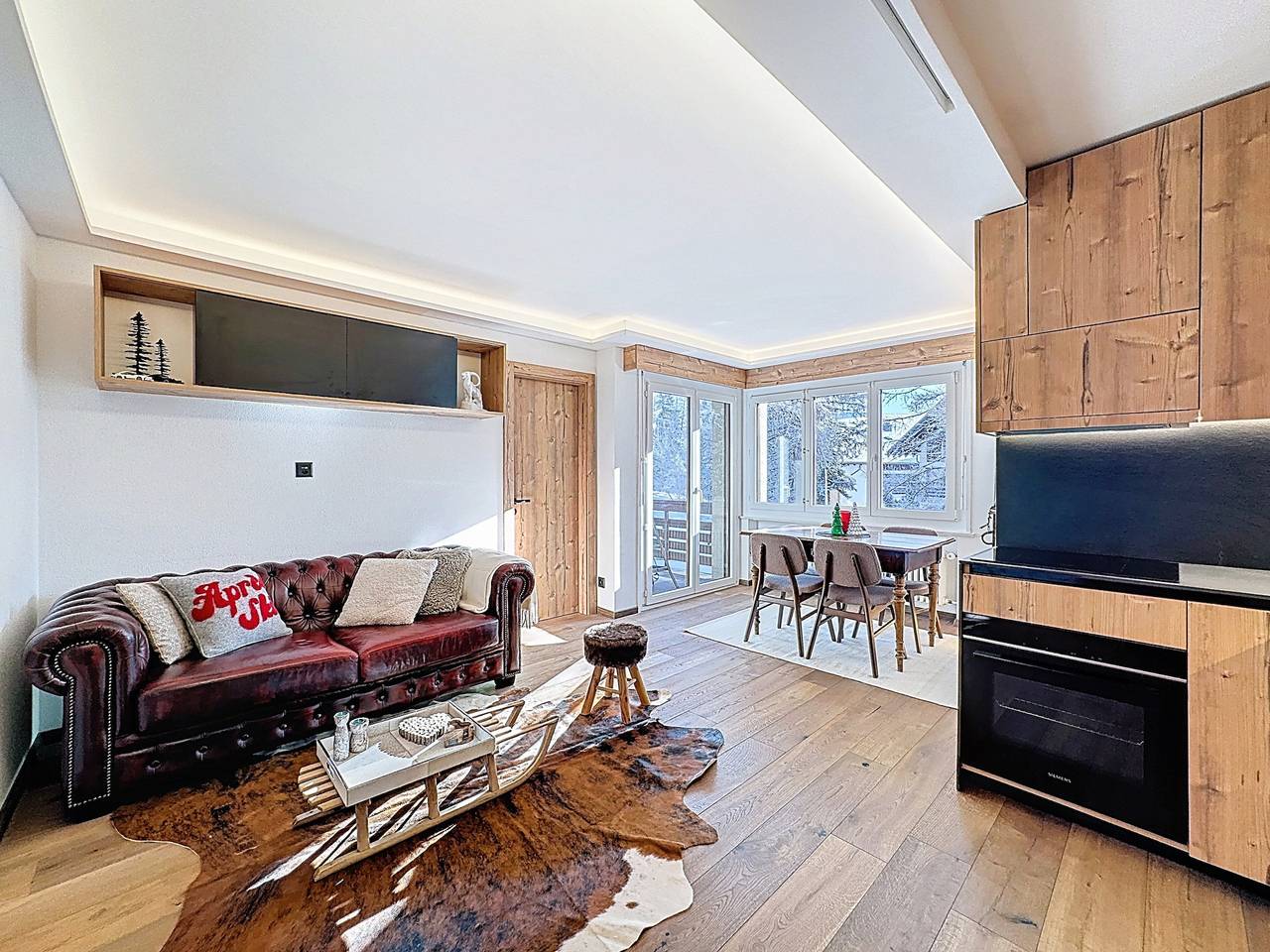 Ganze Wohnung, From green to slopes - Alpine ski and golf condo in Lens (Schweiz), Sion - Sierre & Umgebung