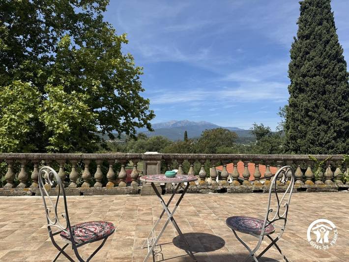 Gîte pour 6 personnes, avec jacuzzi ainsi que terrasse et piscine à Céret - 2