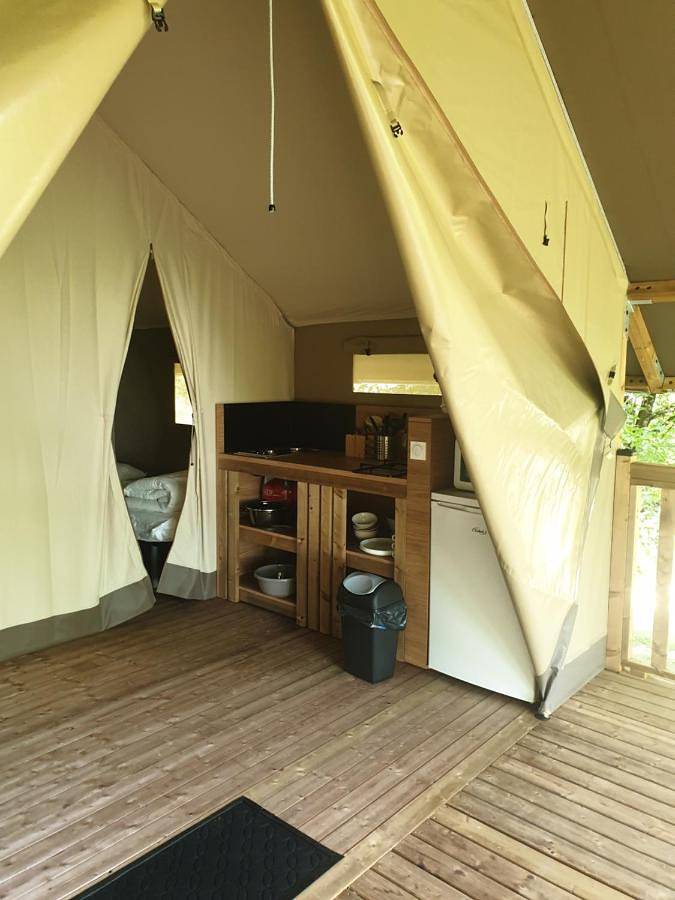 Lodge du camping la Porte St Martin in Saint-Martin-en-Vercors, Parc naturel régional du Vercors