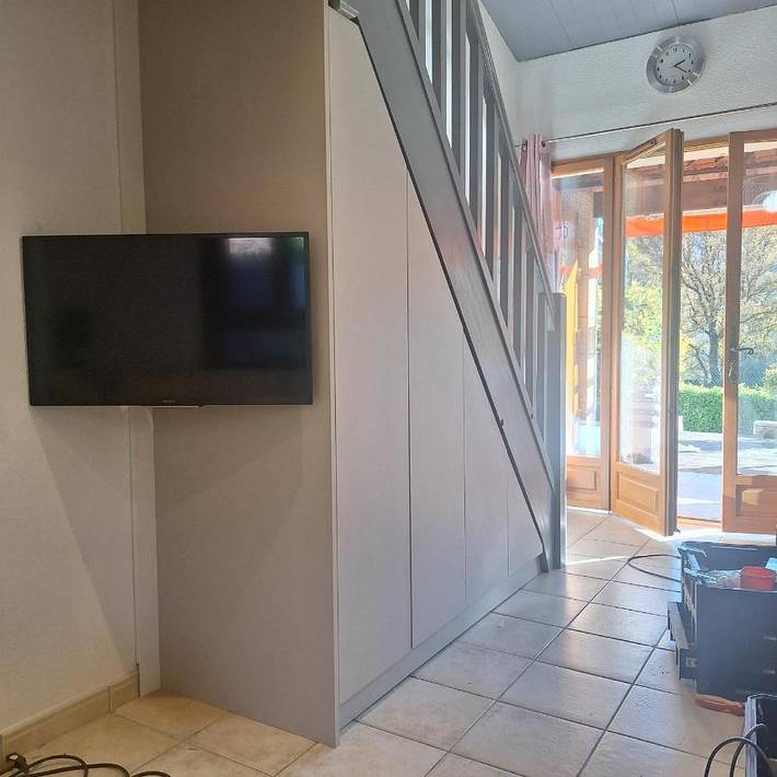 Location de vacances pour 4 personnes, avec piscine ainsi que terrasse et vue à Saint-Martin-de-Brômes - 3