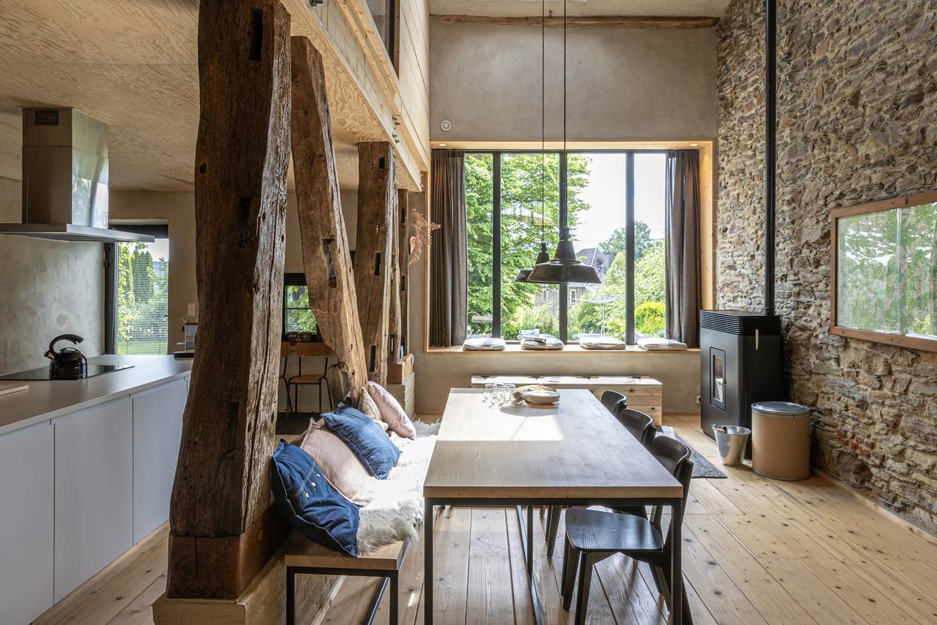Authentieke 6-persoons gîte met uitzicht over het Nationaal Park van de Semoisvallei in Bièvre, Regio Namur