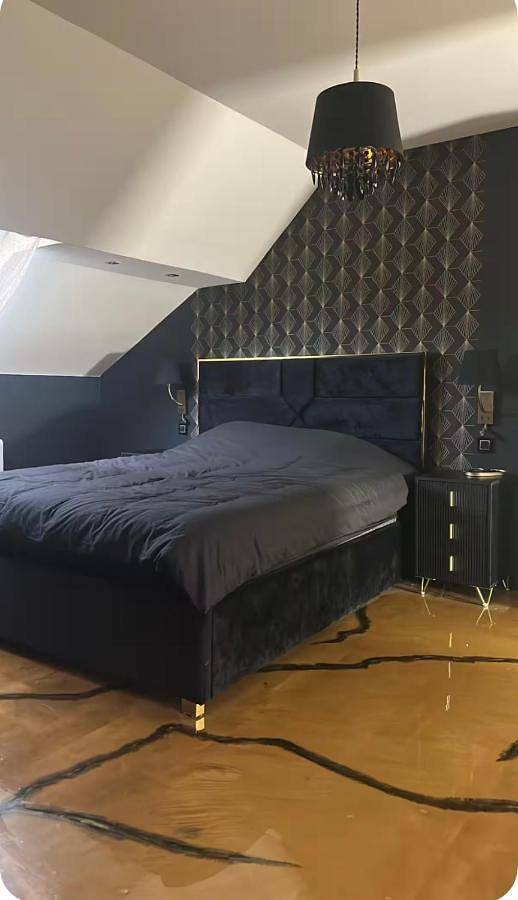 Gîte pour 2 personnes, avec jacuzzi à Canteleu