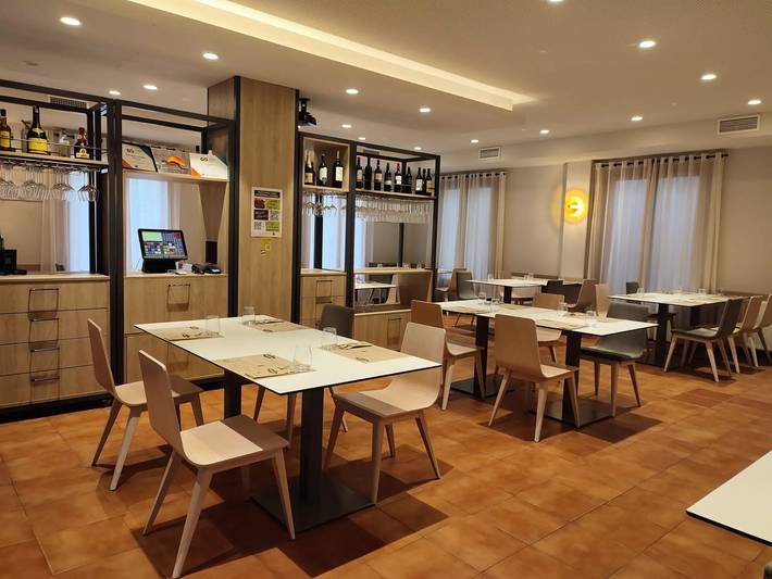 Camping für 5 Personen, mit Ausblick und Terrasse sowie Pool in der Region Valencia - 3